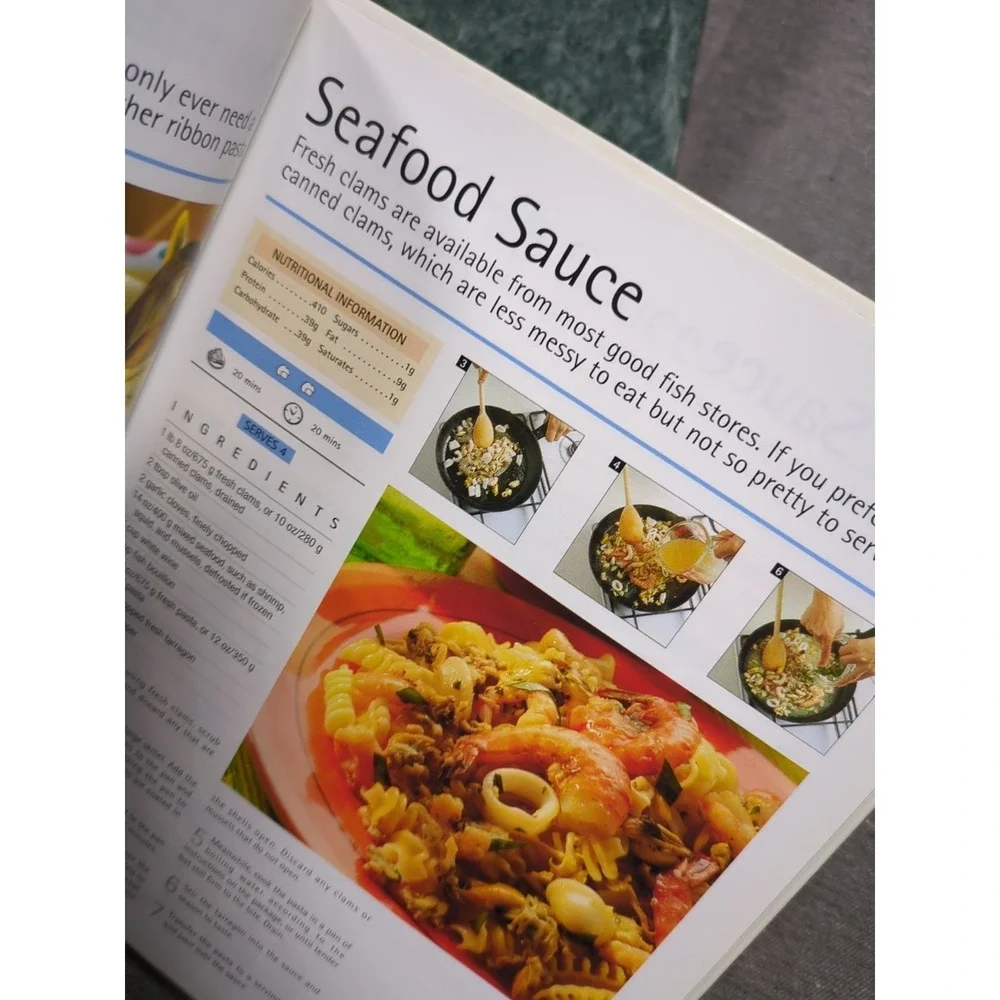 2003 Practical Pasta Sauces VTG Cookbook Published‎ by P3, Parragon, UK 32 pages